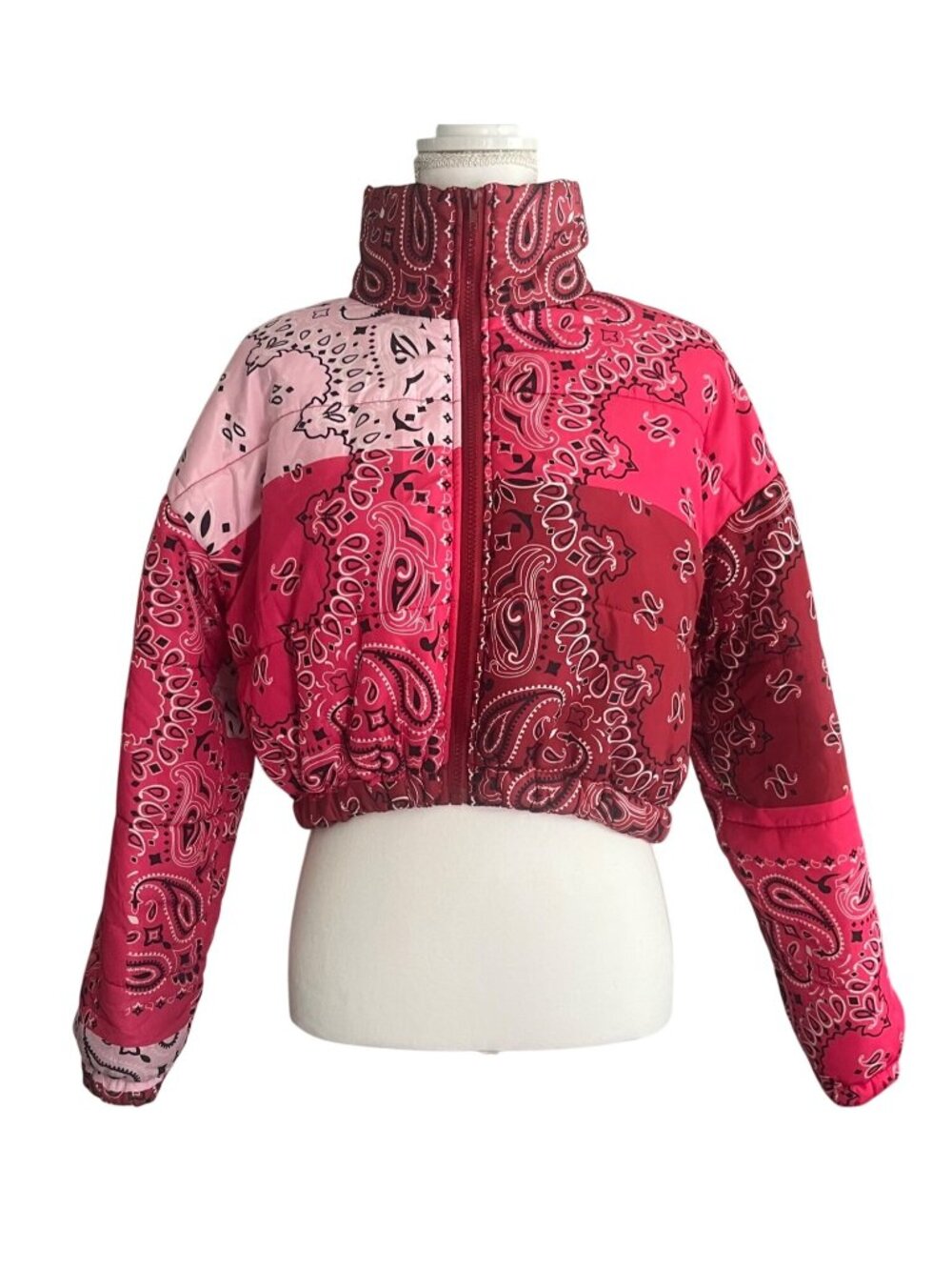 Pink & Red Y2K Bandana Paisley Cropped PufferStreetwear Jacket Womens Size M